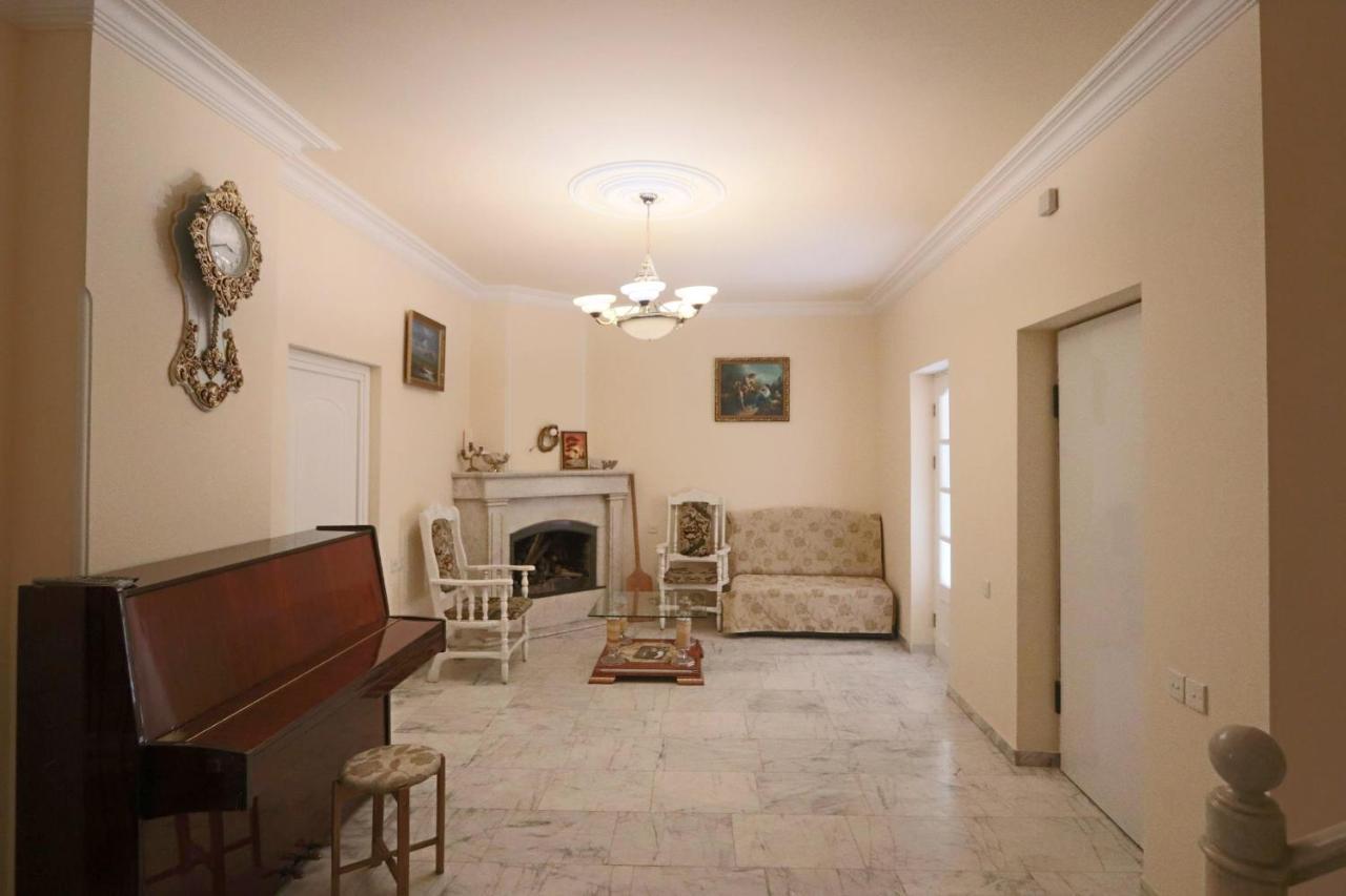 יירבאן Garnim Guest House מראה חיצוני תמונה