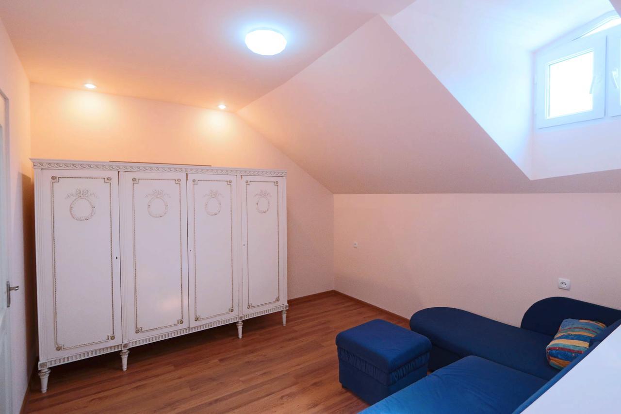 יירבאן Garnim Guest House מראה חיצוני תמונה